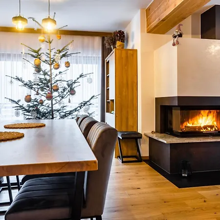 Kordon Jacuzzi & Sauna Alpesi faház *