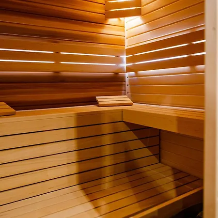 Kordon Jacuzzi & Sauna Alpesi faház