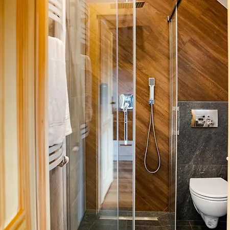 Alpesi faház Kordon Jacuzzi & Sauna *