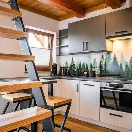 Kordon Jacuzzi & Sauna Alpesi faház Zubrzyca Górna